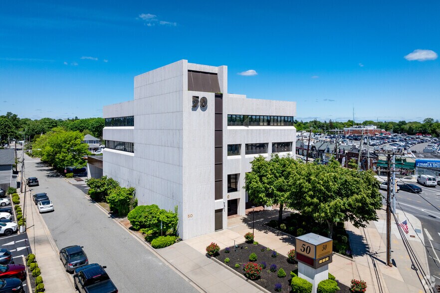 Primary Photo Of 50 Jackson Ave, Syosset Medical For Lease