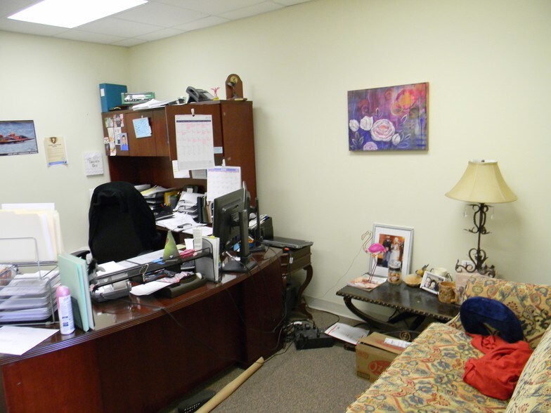More Photos Of 1801 Auburn Ave, Monroe Loft Creative Space For Lease