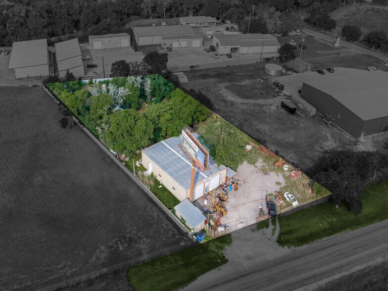 More Photos Of 40175 Interstate 10 W, Boerne Industrial For Sale