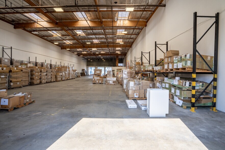 More Photos Of 775 Anita St, Chula Vista Distribution For Lease