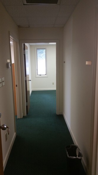 More Photos Of 5248 Olde Towne Rd, Williamsburg Office For Sale