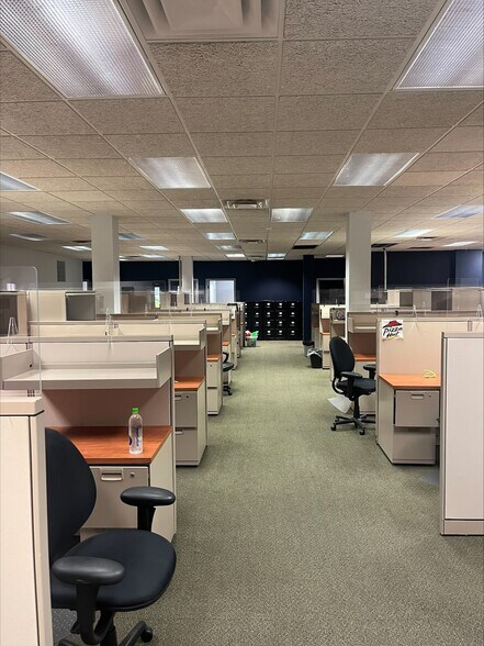 More Photos Of 720 W 20th St, Pittsburg Manufacturing For Sale