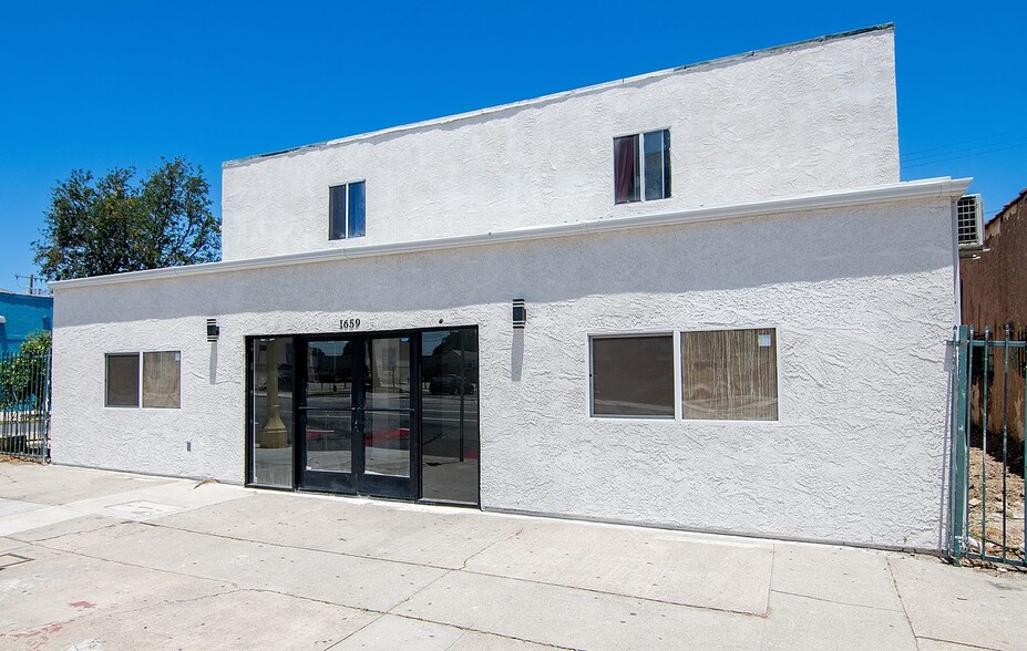 Primary Photo Of 1659 W Florence Ave, Los Angeles Freestanding For Lease