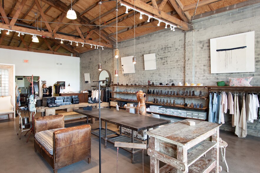 More Photos Of 1624-1626 Ocean Park Blvd, Santa Monica Unknown For Lease