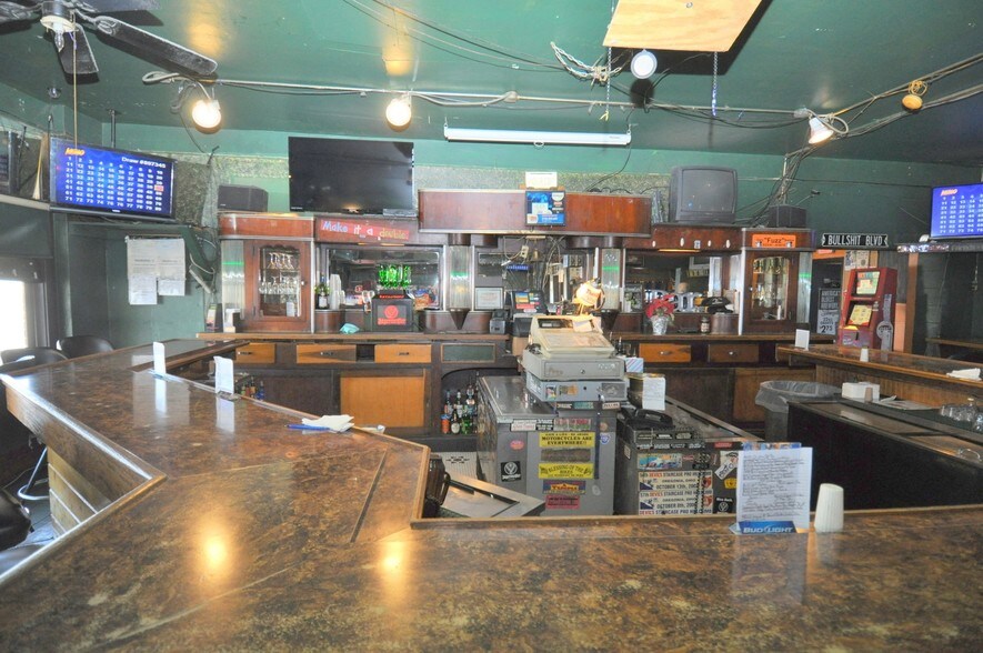 More Photos Of 2651 Blanchard Ave, Dayton Restaurant For Lease