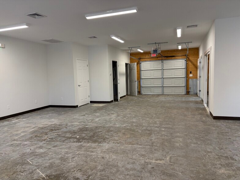 More Photos Of 1112 W College St, Murfreesboro Loft Creative Space For Lease