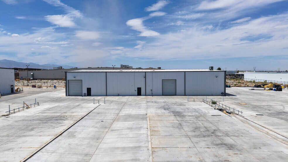 More Photos Of 9486 Holly Rd, Adelanto Warehouse For Sale