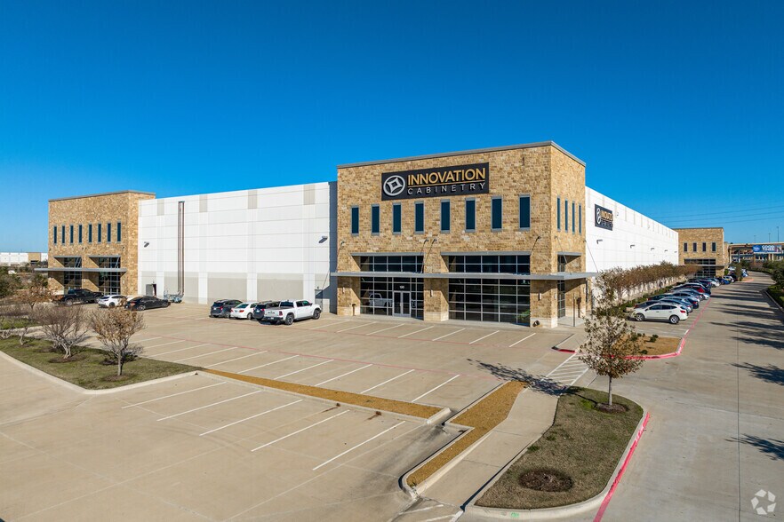 More Photos Of 12121 N Stemmons Fwy, Dallas Unknown For Lease