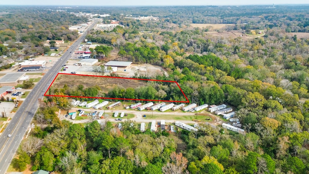 More Photos Of 4008 W Oak St, Palestine Land For Lease