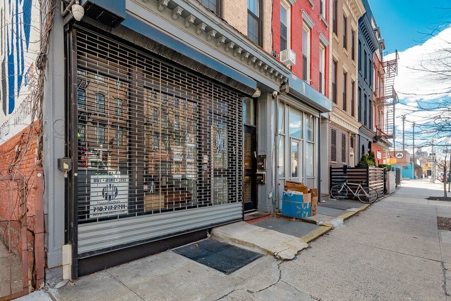 Primary Photo Of 704 DeKalb Ave, Brooklyn Storefront Retail Office For Lease