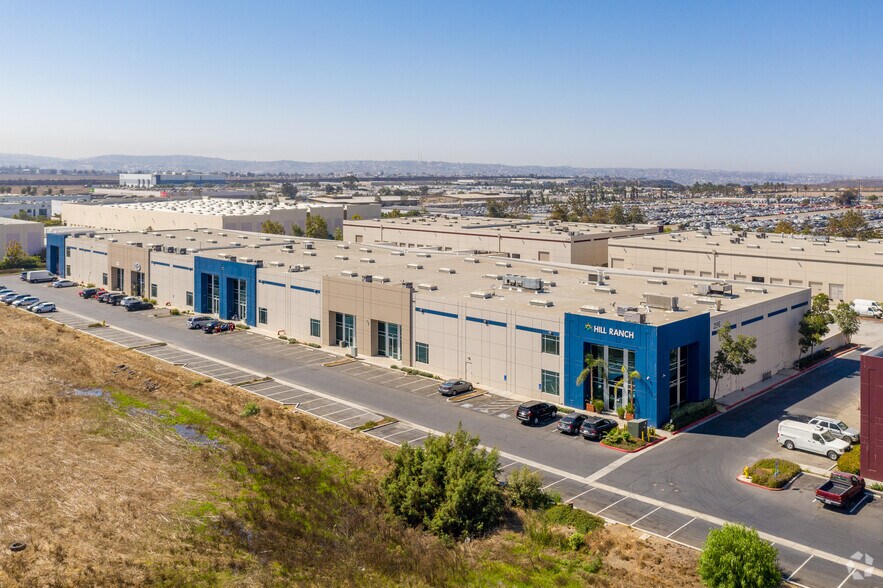 More Photos Of Britannia Blvd @ Airway Rd, San Diego Distribution For Lease