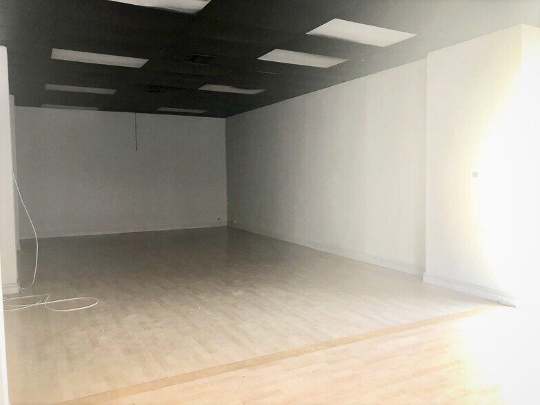 More Photos Of 2676-2678 W Pico Blvd, Los Angeles Storefront For Lease