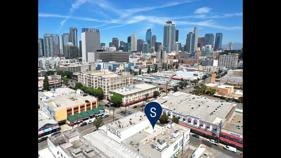 More Photos Of 208-210 E Pico Blvd, Los Angeles Storefront For Sale