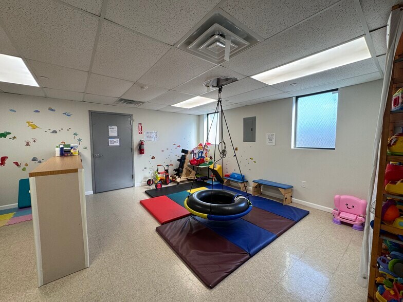 More Photos Of 8746 20th Ave, Brooklyn Medical For Sale