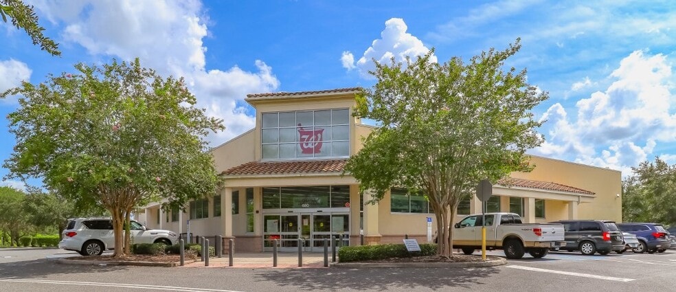 More Photos Of 680 E Burleigh Blvd, Tavares Drugstore For Sale