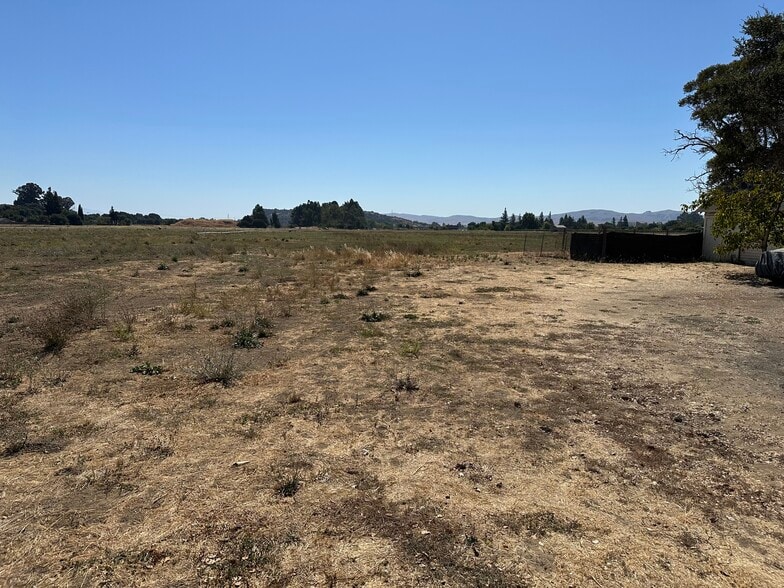 More Photos Of 2366 Rockville Rd, Fairfield Land For Lease