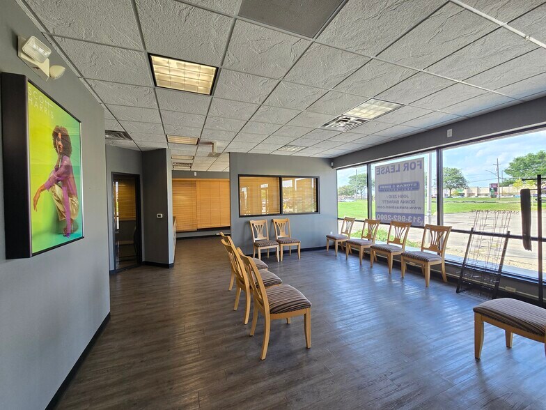 More Photos Of 13400-13480 E 15 Mile Rd, Sterling Heights Unknown For Lease