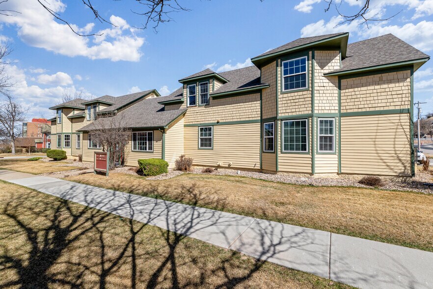 Primary Photo Of 1010 9th St, Rapid City Medical For Sale