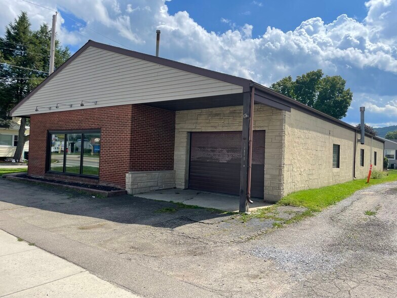 More Photos Of 3027 NYS Route 417, Allegany Township Light Distribution For Sale