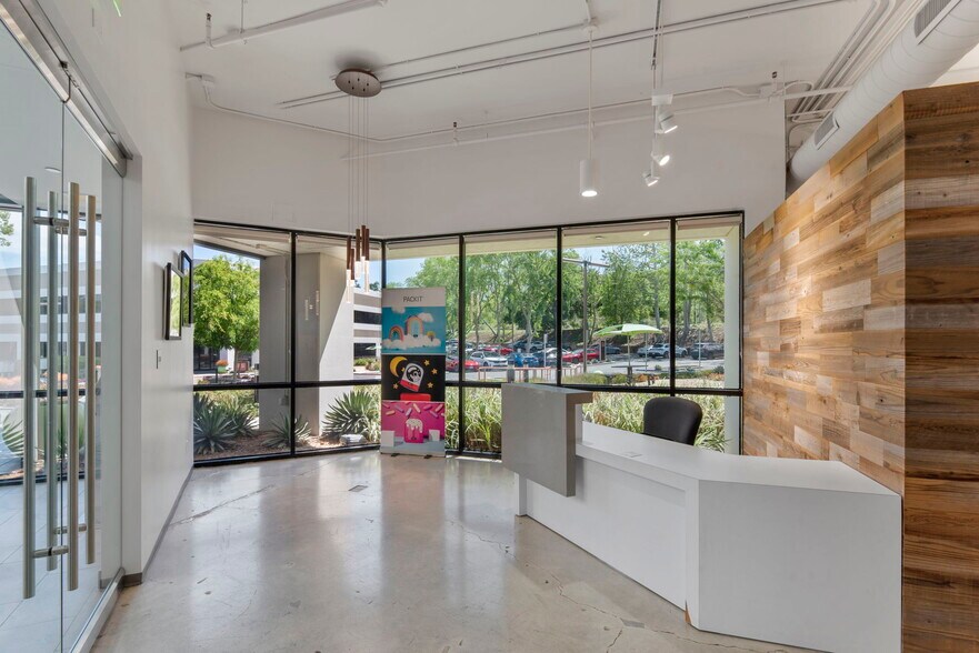 More Photos Of 30501 Agoura Rd, Agoura Hills Office For Lease