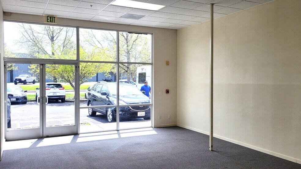 More Photos Of 5420 State Farm Dr, Rohnert Park Light Manufacturing For Lease