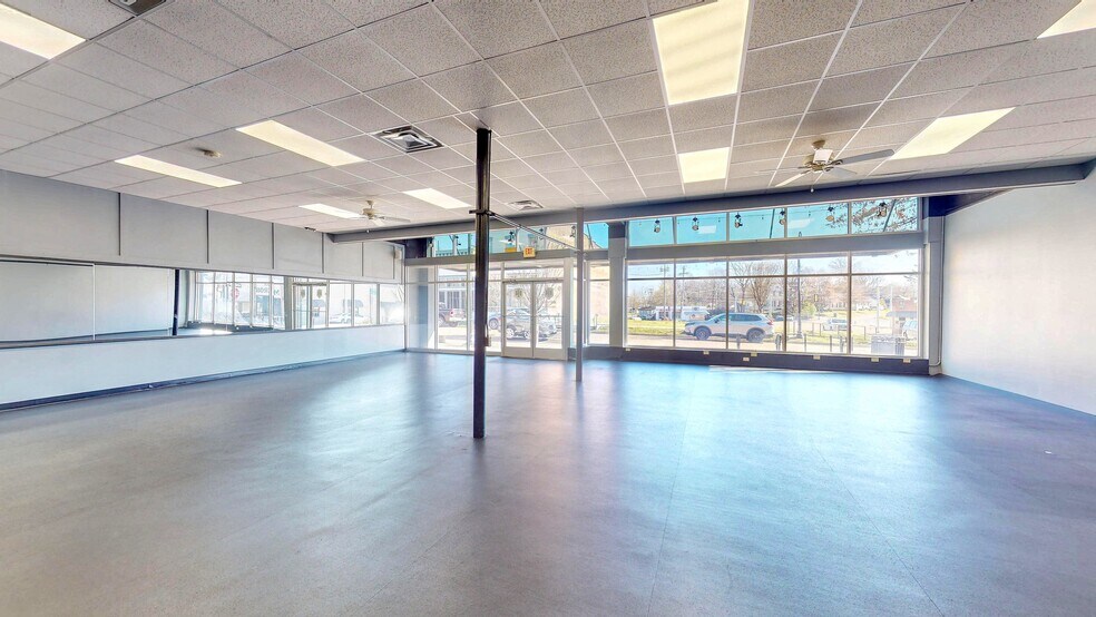 More Photos Of 1077 S Main St, Milan Storefront Retail Office For Sale