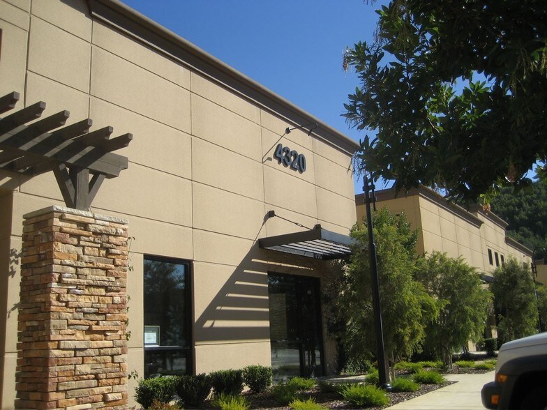 More Photos Of 4320 Redwood Hwy, San Rafael Warehouse For Sale