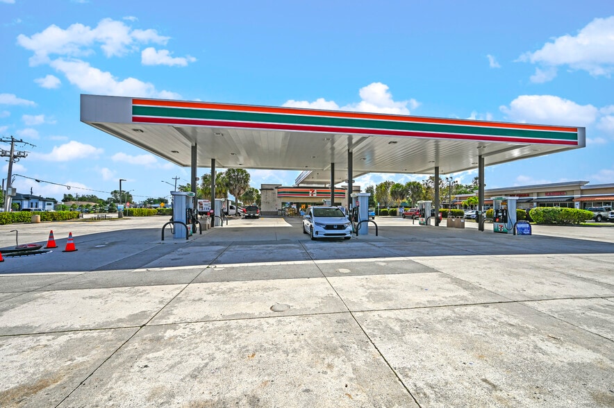 More Photos Of 1021 Santa Barbara Blvd, Cape Coral Convenience Store For Sale