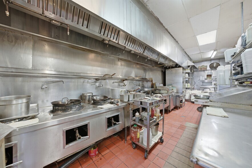 Primary Photo Of 4800-4814 Melrose Ave, Los Angeles Storefront For Lease