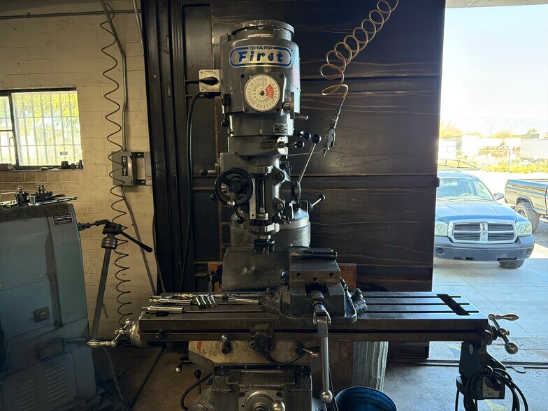 More Photos Of 3122-3144 E Columbia St, Tucson Research And Development For Sale