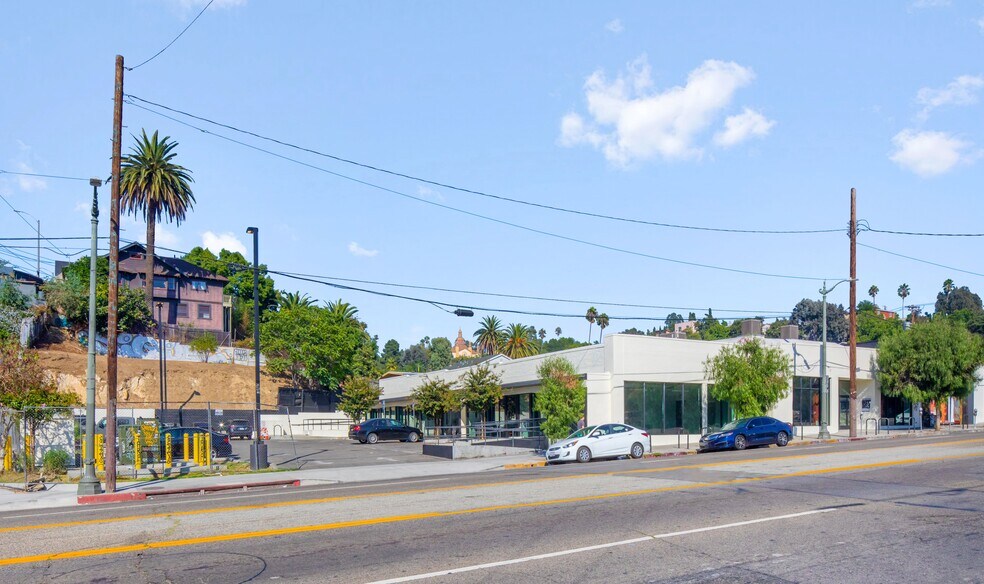 More Photos Of 1487-1489 W Sunset Blvd, Los Angeles General Retail For Lease