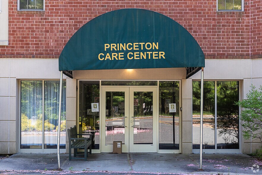 More Photos Of 728 Bunn Dr, Princeton Skilled Nursing Facility For Sale