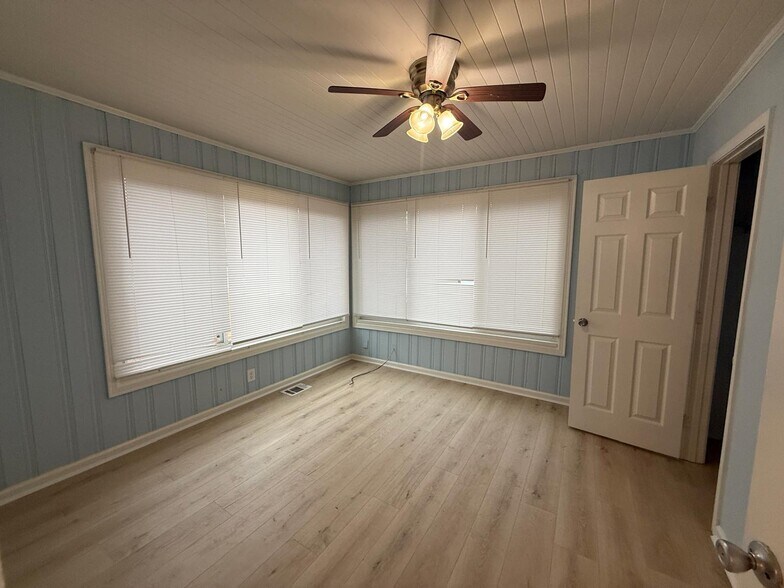 More Photos Of 4104 Old Austell Rd, Powder Springs Office For Lease