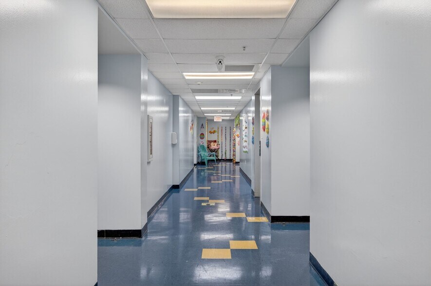 More Photos Of 713 W Palm Dr, Florida City Schools For Sale