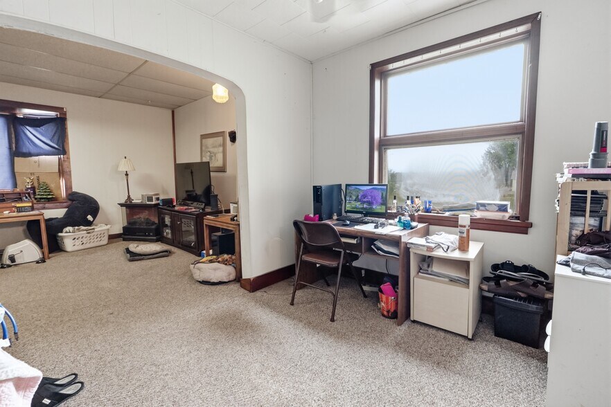 More Photos Of 120 N Main St, Medford Storefront For Sale