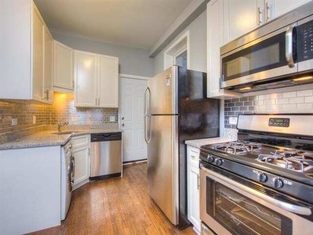 More Photos Of 2014 W McLean Ave, Chicago Apartments For Sale