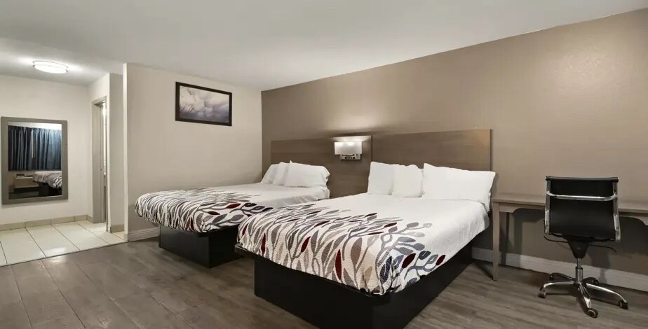 More Photos Of 8730 Artesia Blvd, Bellflower Hotel For Sale