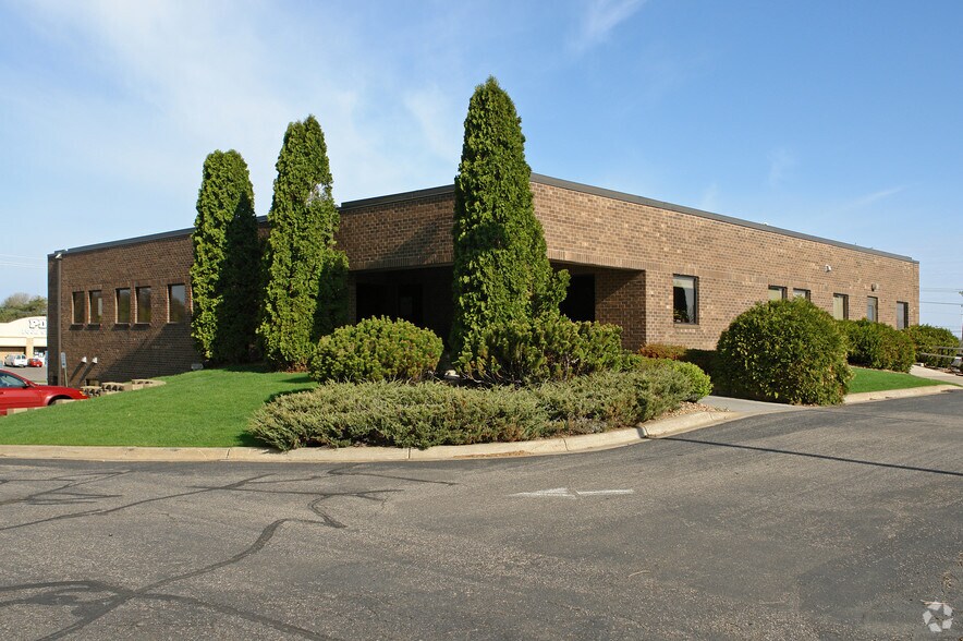 Primary Photo Of 4520 Centerville Rd, White Bear Lake Medical For Sale