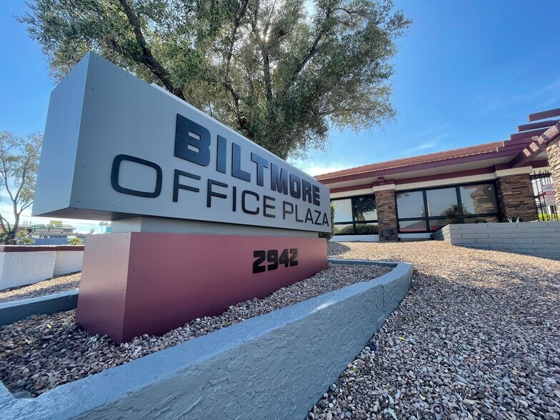 More Photos Of 2942 N 24th St, Phoenix Loft Creative Space For Lease