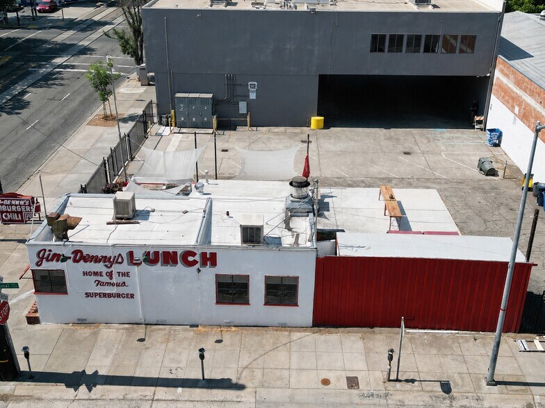 More Photos Of 816 12th St, Sacramento Restaurant For Sale