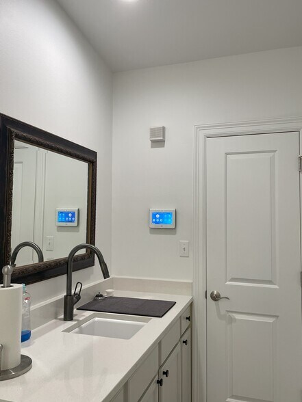 More Photos Of 109 Enterprise Pky, Boerne Loft Creative Space For Lease