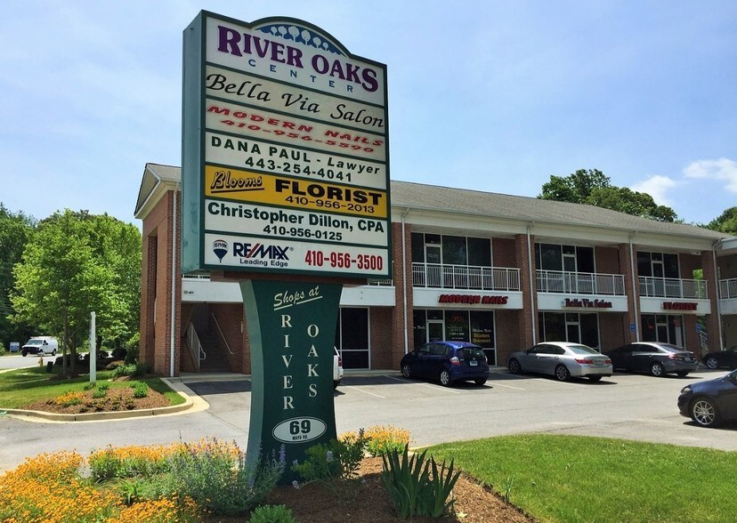 More Photos Of 69 Mayo Rd, Edgewater Storefront Retail Office For Lease