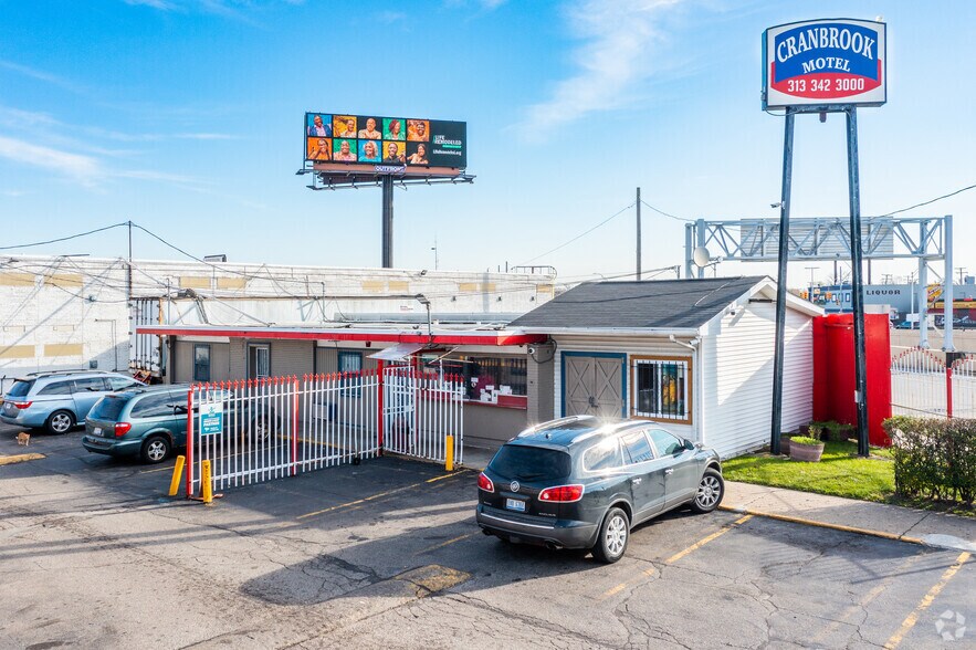 More Photos Of 20500 James Couzens Fwy, Detroit Hotel For Sale