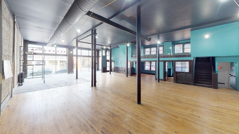 More Photos Of 17 W Lawrence St, Pontiac Apartments For Sale
