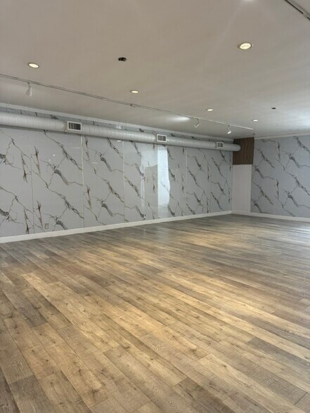 More Photos Of 3732-3740 Long Beach Blvd, Long Beach Office Residential For Lease