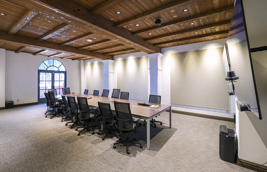 More Photos Of 6500 Hollister Ave, Goleta Office Residential For Lease