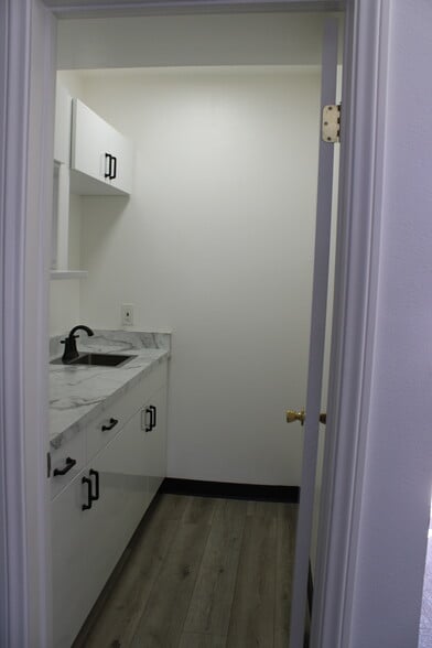 More Photos Of 370 W 6th St, San Bernardino Loft Creative Space For Lease