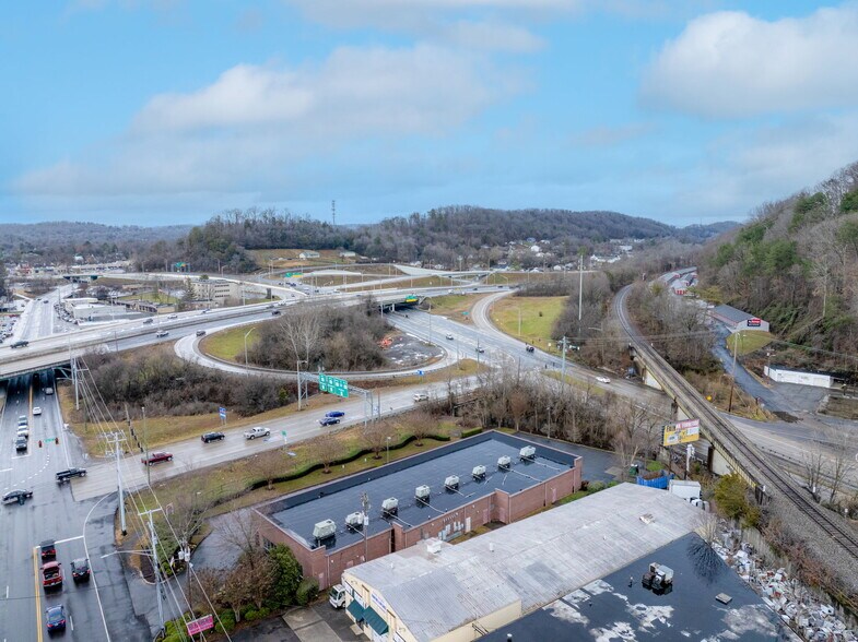 More Photos Of 4620 Old Broadway St, Knoxville Unknown For Lease