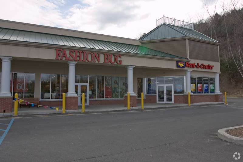 More Photos Of 254-280 Mohawk Trl, Greenfield Unknown For Lease