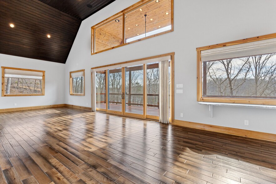 More Photos Of 5735 Archer Ave, Cumming Apartments For Sale